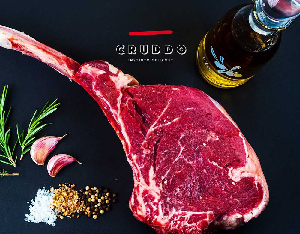 Tomahawk de añojo de Ávila - Cruddo Carnicería Online te lo envía a casa